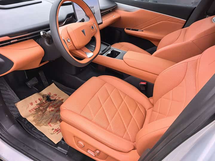 Фото 4 - Changan Deepal S05