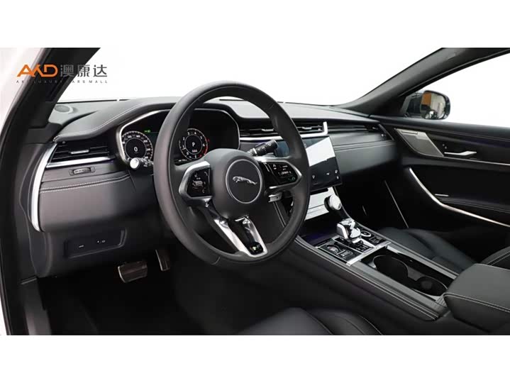 Фото 6 - Jaguar XF L