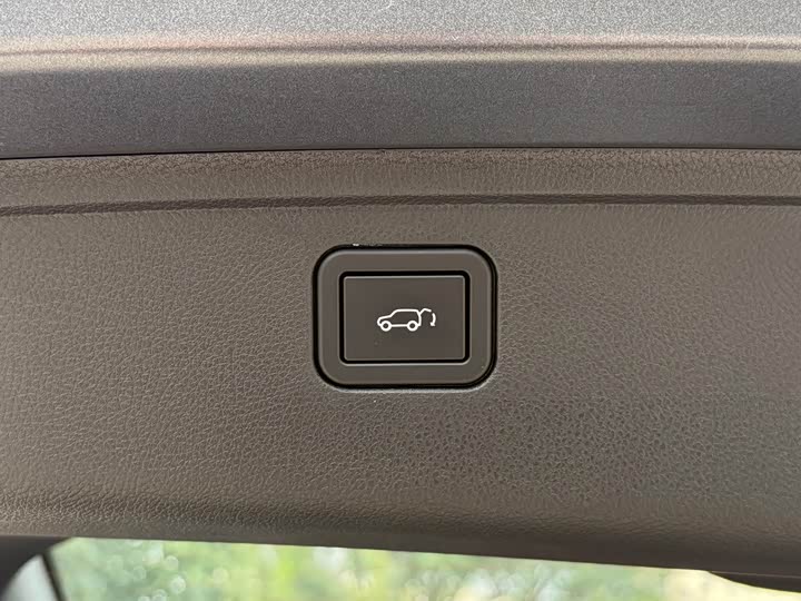 Фото 6 - Changan CS75