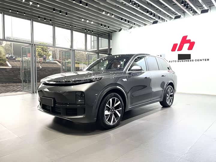 Фото 1 - LiXiang L8