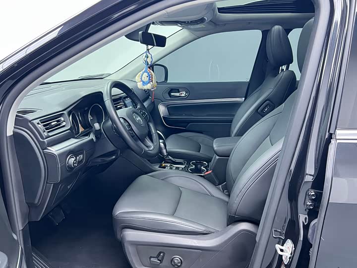 Фото 5 - Jeep Grand Commander