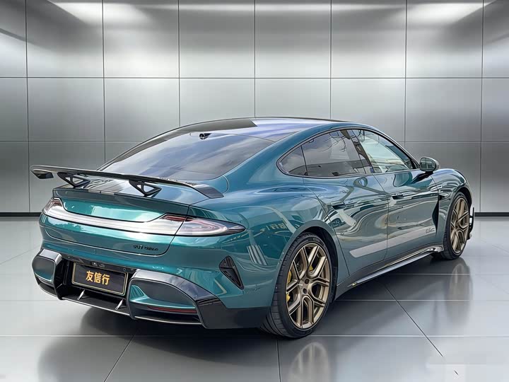 Photo 4 - Xiaomi SU7 Ultra