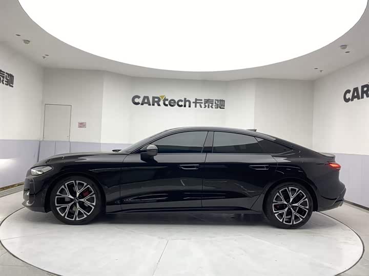 Фото 8 - Audi A5L Sportback