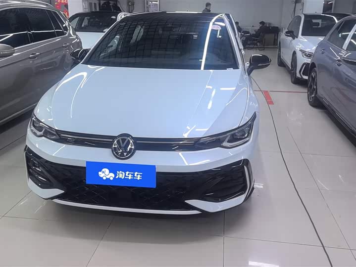 Фото 2 - Volkswagen Golf