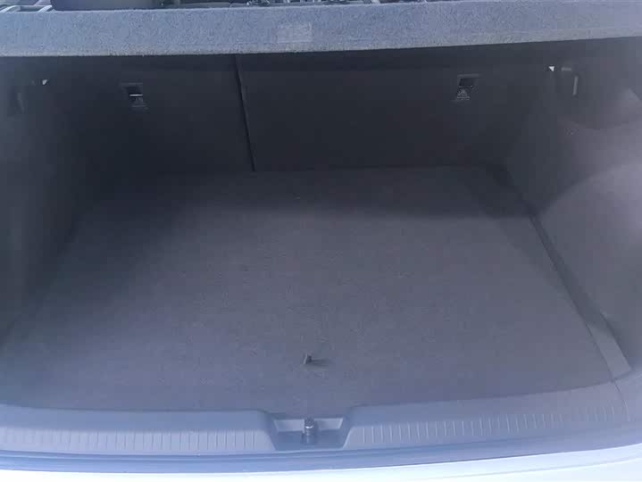 Фото 4 - Volkswagen Golf