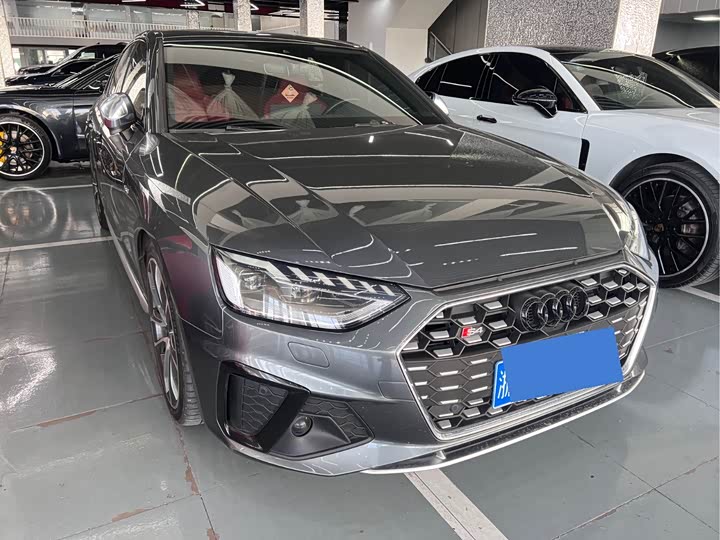 Фото 3 - Audi S4