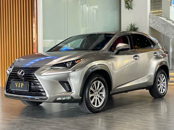 Фото 3 - Lexus NX