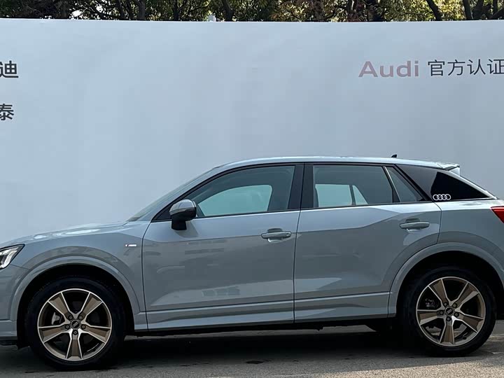 Фото 3 - Audi Q2L