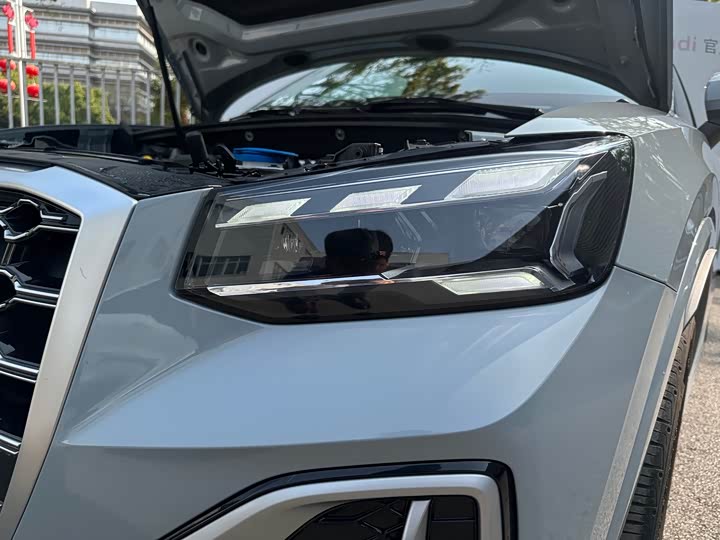 Фото 6 - Audi Q2L