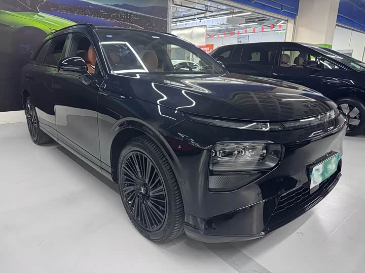 Фото 2 - XPeng G9