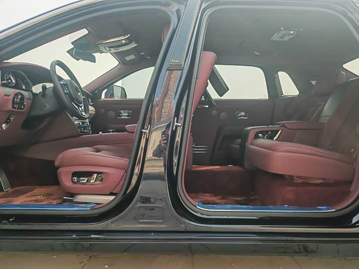 Photo 4 - Rolls-Royce Ghost