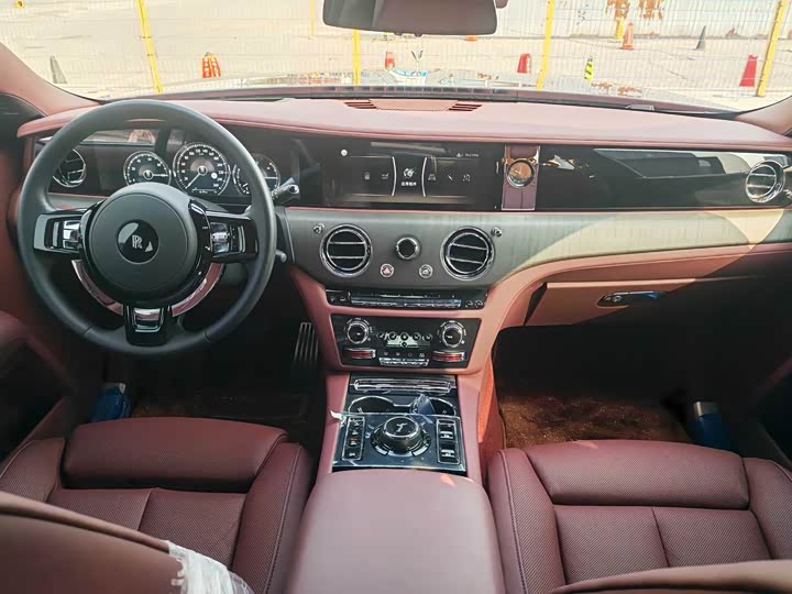 Photo 8 - Rolls-Royce Ghost