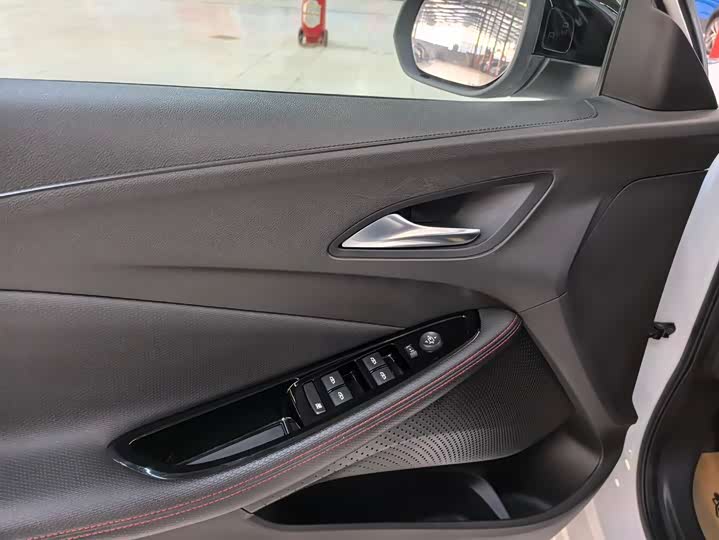 Фото 6 - Buick Verano