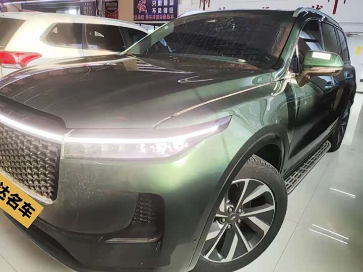 Фото 1 - LiXiang One