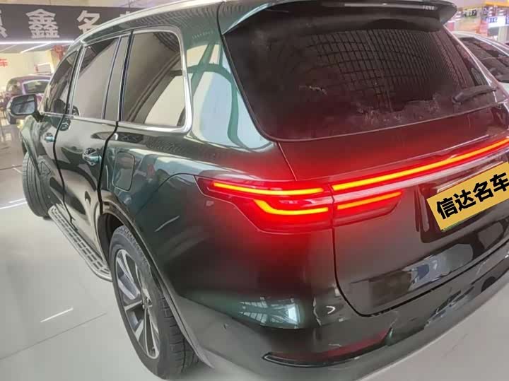 Фото 9 - LiXiang One