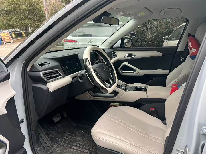 Фото 4 - BYD Yuan Up