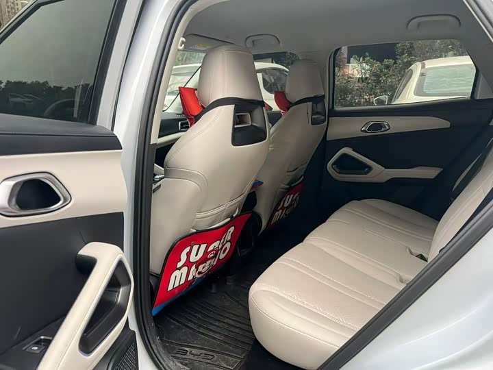 Фото 5 - BYD Yuan Up