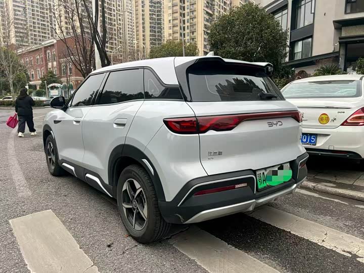 Фото 8 - BYD Yuan Up