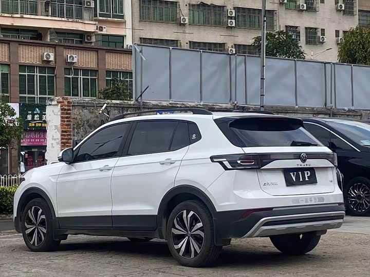 Фото 8 - Volkswagen Tharu