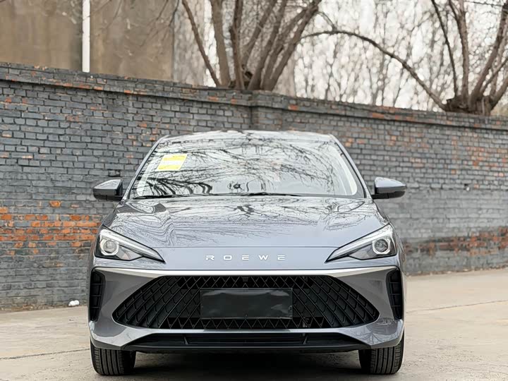 Фото 2 - Roewe i5