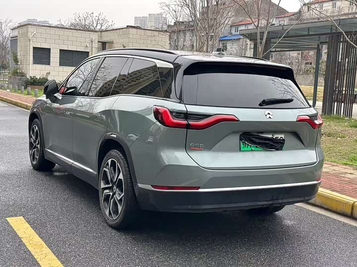 Фото 9 - Nio ES8