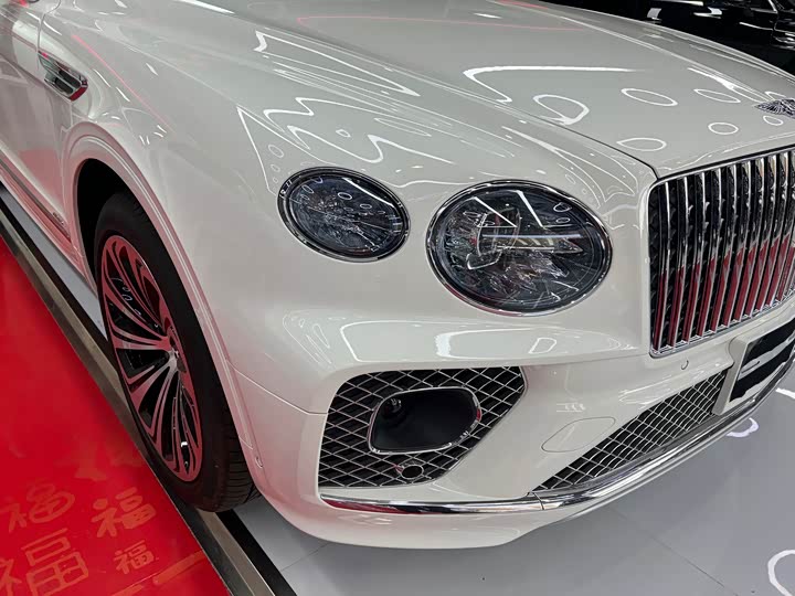 Фото 5 - Bentley Bentayga