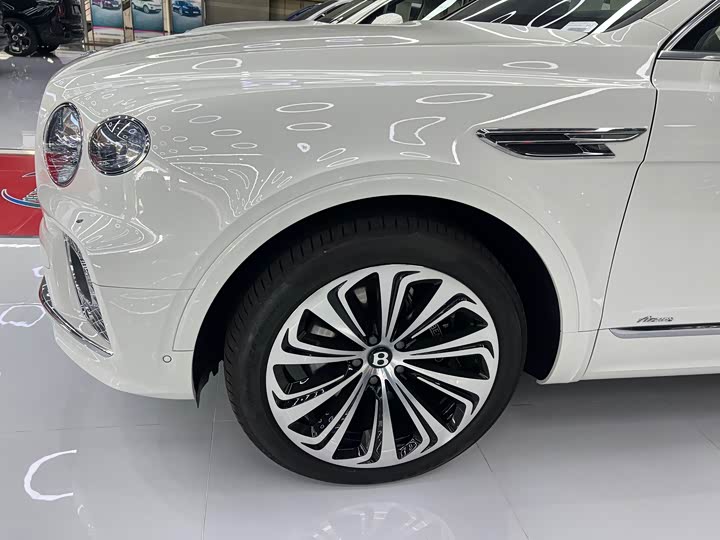 Фото 6 - Bentley Bentayga