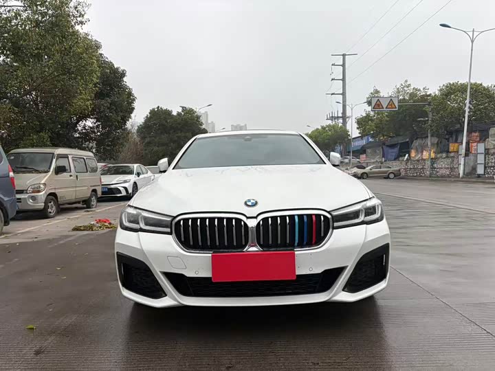 Фото 2 - BMW 5 Series