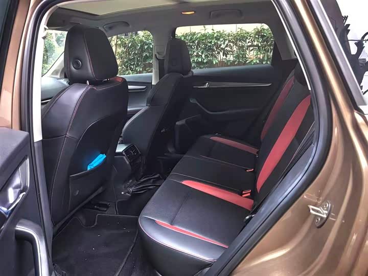 Фото 3 - Skoda Karoq