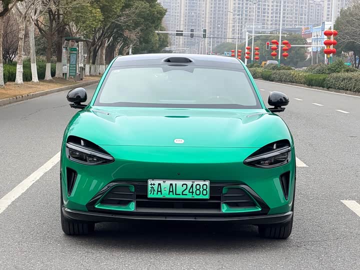 Фото 2 - Xiaomi YU7