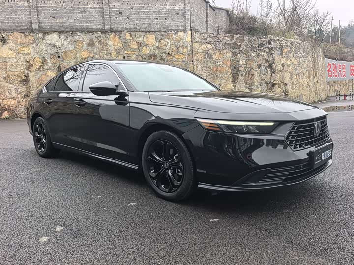 Фото 3 - Honda Accord