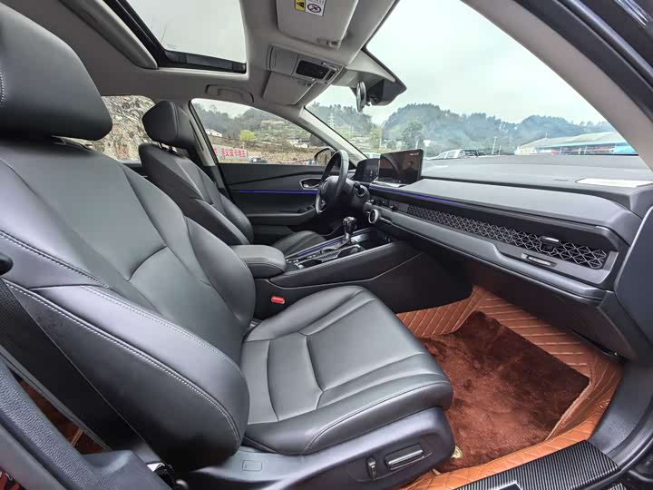 Фото 6 - Honda Accord