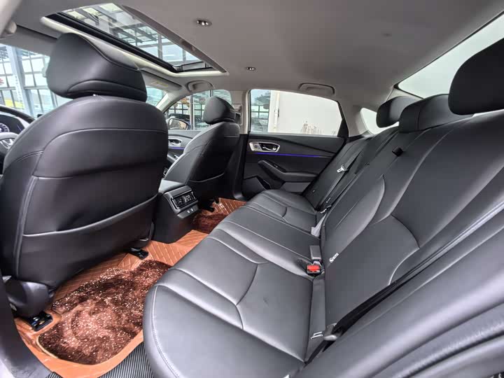 Фото 7 - Honda Accord