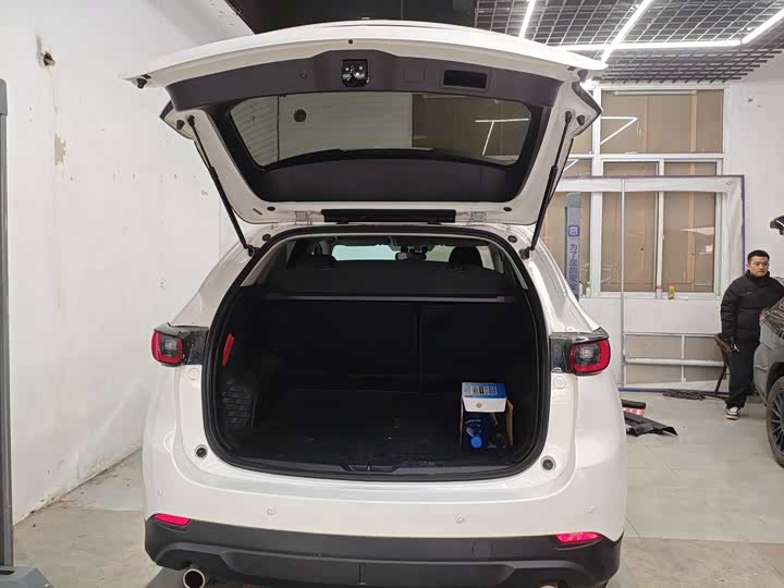 Фото 7 - Mazda CX-5