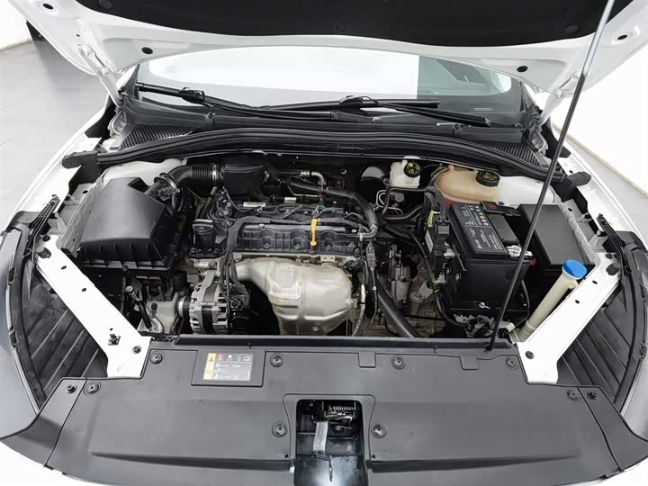 Фото 6 - MG Motor 5