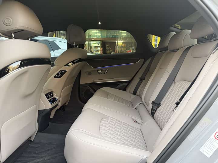 Фото 9 - BYD Han