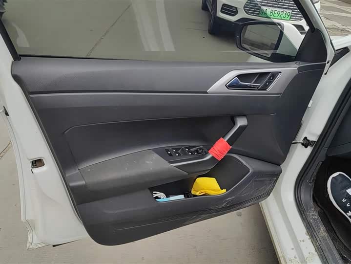 Photo 7 - Volkswagen Polo