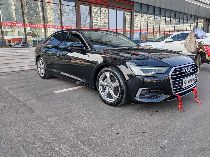 Фото 3 - Audi A6L