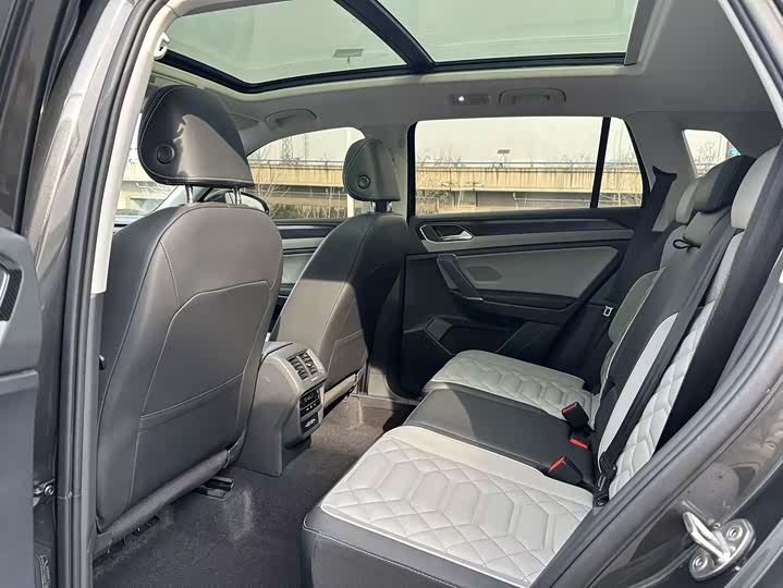 Фото 6 - Volkswagen Tayron