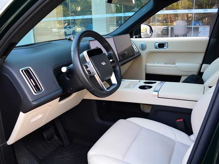 Фото 5 - LiXiang L9