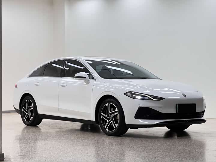 Фото 3 - Roewe D7