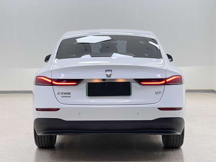 Фото 6 - Roewe D7