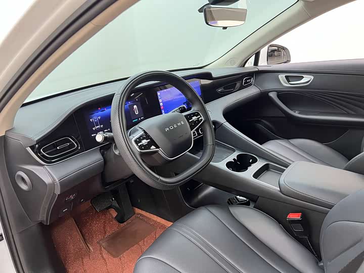 Фото 8 - Roewe D7