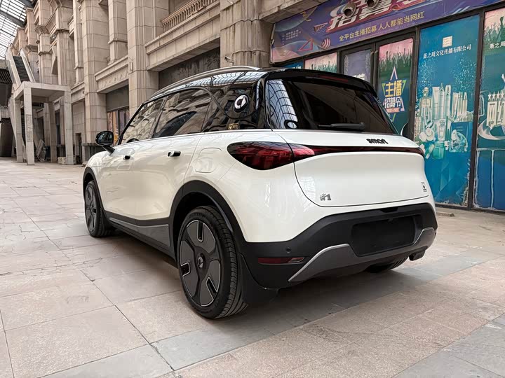 Фото 6 - Smart #1