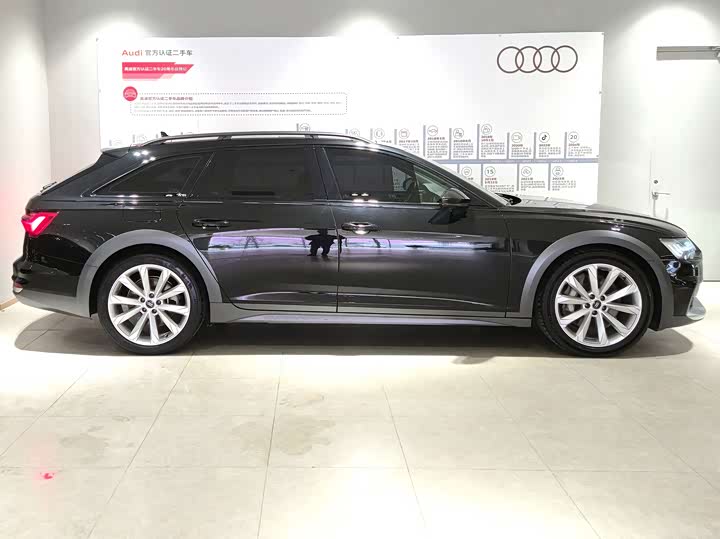 Audi A6 2022 2022款 allroad quattro 探索家 55 TFSI 尊享越野型