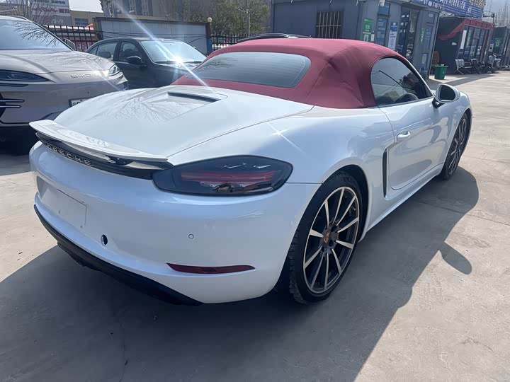 Фото 6 - Porsche 718