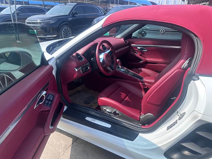 Фото 7 - Porsche 718