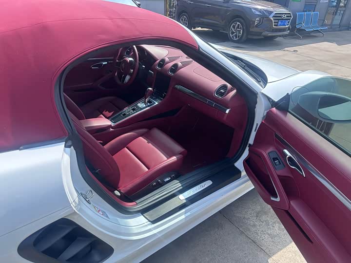 Фото 8 - Porsche 718