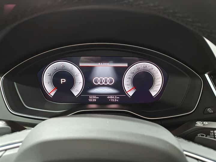Фото 4 - Audi Q5L