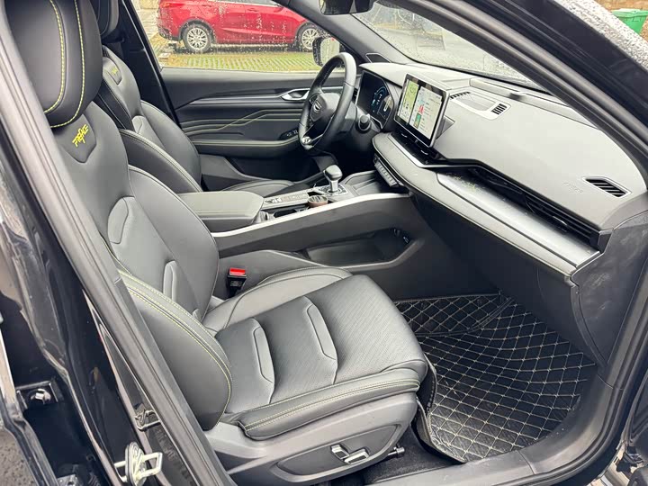 Photo 9 - Geely Preface